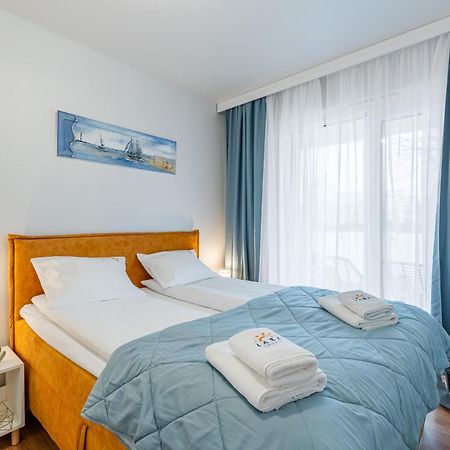Laba Kolobrzeg Apartamenty Kollataja Z Parkingiem 外观 照片
