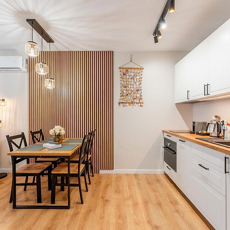 Laba Kolobrzeg Apartamenty Kollataja Z Parkingiem 外观 照片
