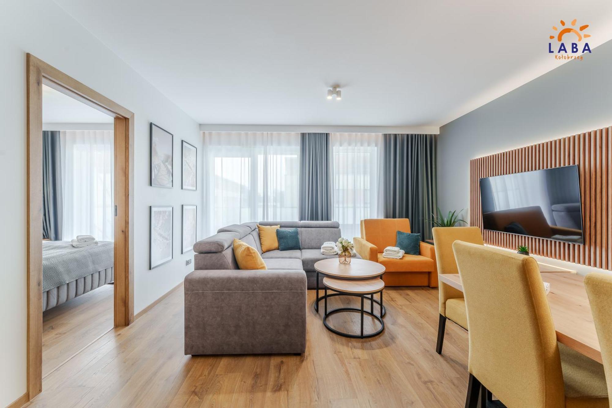 Laba Kolobrzeg Apartamenty Kollataja Z Parkingiem 外观 照片