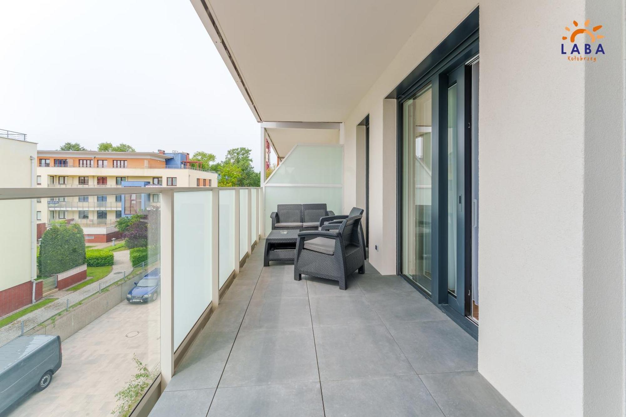 Laba Kolobrzeg Apartamenty Kollataja Z Parkingiem 外观 照片