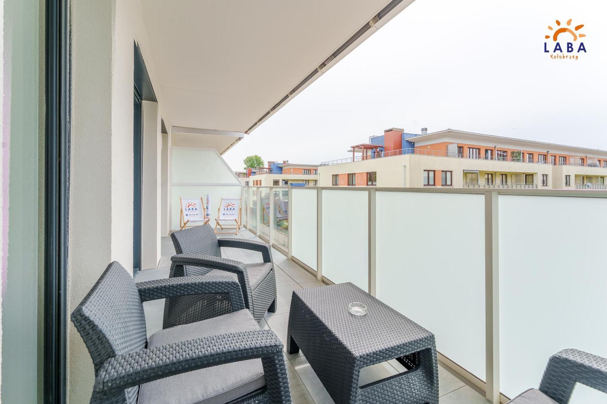 Laba Kolobrzeg Apartamenty Kollataja Z Parkingiem 外观 照片
