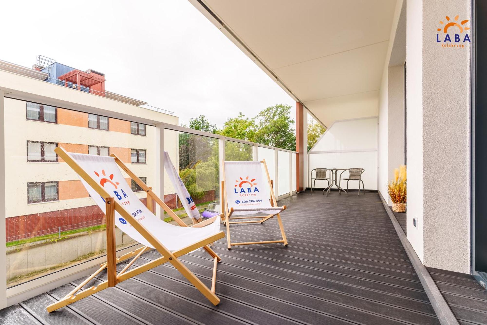 Laba Kolobrzeg Apartamenty Kollataja Z Parkingiem 外观 照片