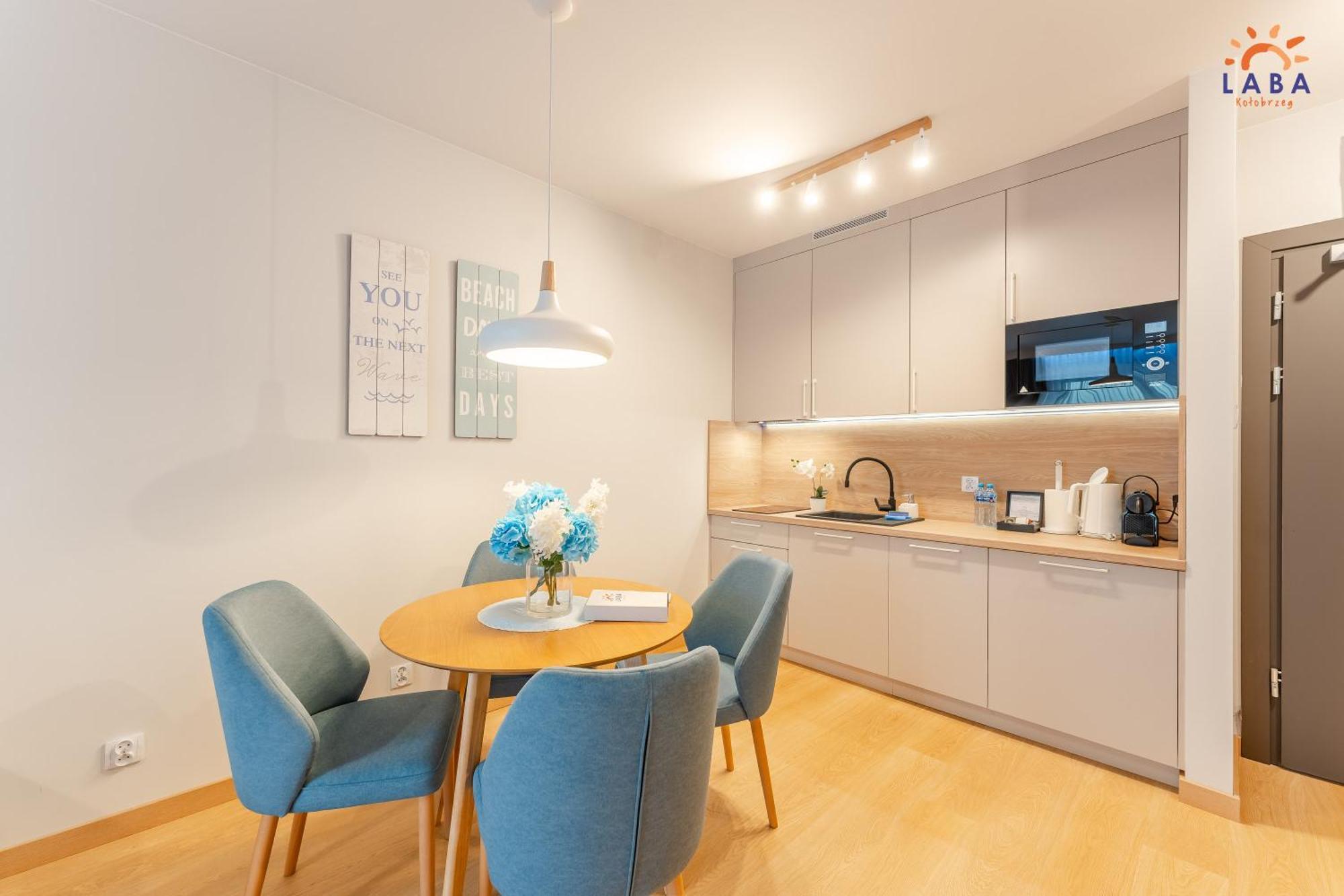 Laba Kolobrzeg Apartamenty Kollataja Z Parkingiem 外观 照片