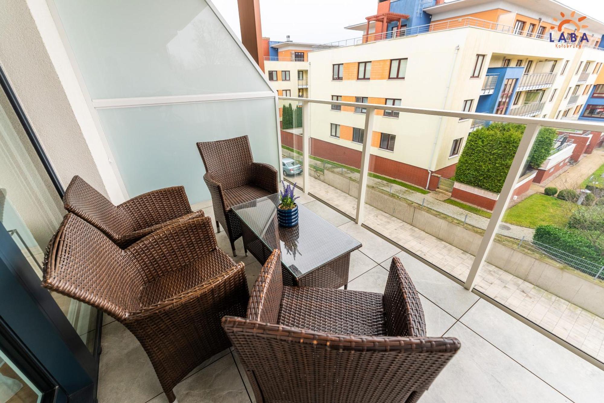 Laba Kolobrzeg Apartamenty Kollataja Z Parkingiem 外观 照片