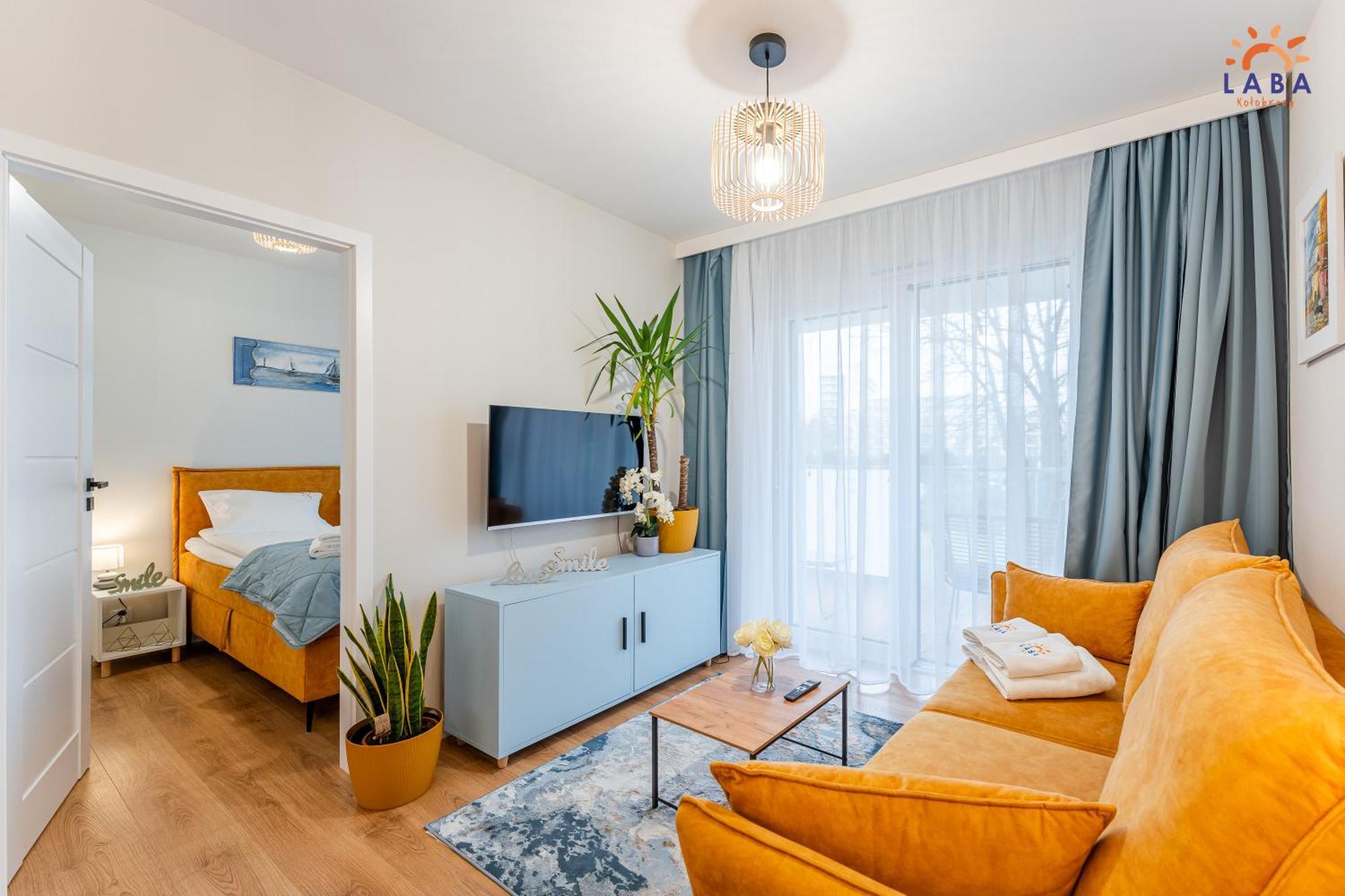 Laba Kolobrzeg Apartamenty Kollataja Z Parkingiem 外观 照片